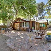 Patagonia Cottage w/ Patio & Yard: Walk to Town!