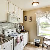 Louisville Apartment - Walk to Restaurants!