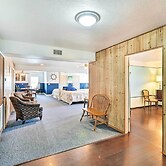 Relaxing Surfside Bunkhouse - Walk to the Beach!