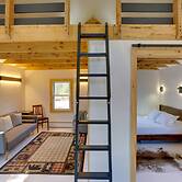 Cozy Catskills Tiny Home ~ 3 Mi to Bethel Woods!