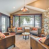 Upscale Earl Young Charlevoix Cottage w/ Deck!