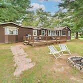 Walk to Beach & Lake: Idyllic Escape in Edinboro!