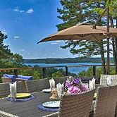 Upscale Cottage With Furnished Lake-view Deck!