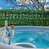 Tattershall Lakes Private Hot Tub Lodge - Sleeps 6