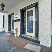 Historic Family Home 2 Mi to Lake Erie & Zoo!
