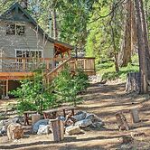 Game Room & Deck: Oso Cozy Cabin in Arnold!