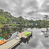 'the Gosling' Studio Cabin w/ River Access!