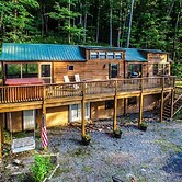 Family Cabin on 6 Acres w/ Lake Access & Hot Tub!