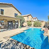 'bella Casa' Coolidge Home w/ Pool & Hot Tub!