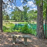 'little Lucky Star' w/ Pond, Boat & Pasture View!