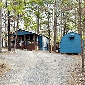 Broken Bow Cabin w/ Hot Tub + Game Room!