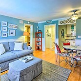 Condo w/ Pool Access: Walk to Shopping & Beach!