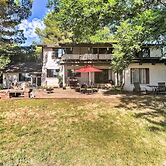 Patio & Yard: Dtwn Cottonwood Home!