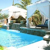 'the Key West' Las Vegas House w/ Private Pool!