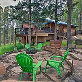 'blue Spruce Cabin' w/ Hot Tub & Resort Amenities