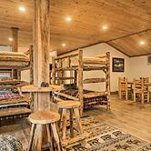 Rural Kettle Falls Bunkhouse w/ Airstrip & Trails!