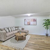 Modern Boho Gem: Yard + 10 Mi to Baxter Arena