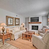 Downtown Southern Pines Townhome With Deck!