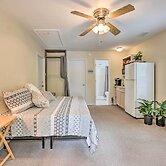 Cozy Studio With Yard, 6 Miles to Dwtn Beaufort!