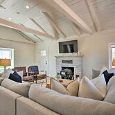 Modern Ranch House w/ Fire Pit & Valley Views