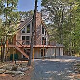 2 Mi to Lake Harmony: Gem w/ Game Room & Deck