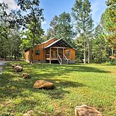 3 Mi to Little River Canyon: Scenic Alabama Cabin