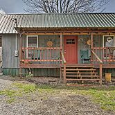 Remote Kentucky Cabin w/ Fire Pit & 2 Ponds