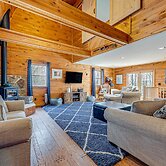 2 Mi to Elk Mountain: Poconos Escape on 11 Acres!