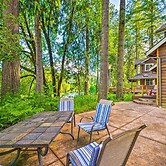 The River House' w/ Deck, on Mckenzie River!