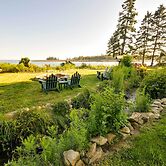 Waterfront Prospect Harbor Cottage: Yard, Fire Pit