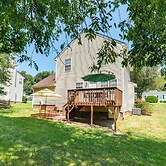 Charlotte Family Retreat w/ Deck, Near Uncc!
