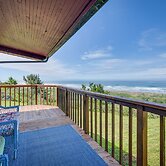 Mckinleyville Getaway w/ Hot Tub & Ocean Views!