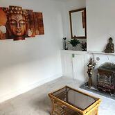 Housesleeps2- 2br-gardenview-parking-nearbeach