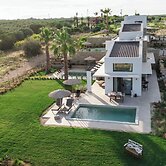 Flamingo Living Suites & Villas