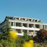 Zhangjiajie National Park Nvue Resorts