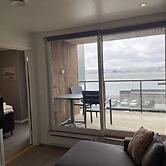 Arctic Sea Apartments