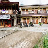 Super OYO 2961 Artana Bed & Breakfast