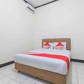 OYO 2703 Hotel Transit 1