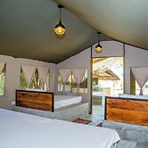 Yala Wild Hut