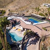 El Reino by Avantstay Spectacular Estate w/ Pool & Tennis Court!