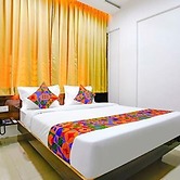 Fabhotel Woods Regency