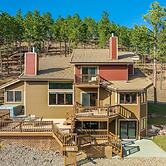 Peaceful Pines 5 BR Home with Jacuzzi