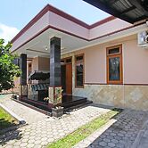 OYO 91777 Kemuning Guesthouse