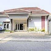 Super OYO 91315 Homestay Al Maidah