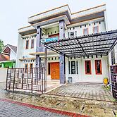 OYO 92071 Yusman Homestay Syariah