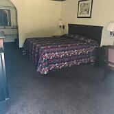 Executive Inn & Suites