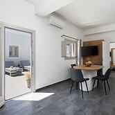 Sea Serenity Villas with Private Jacuzzi