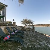 Lakefront Luxury-breathtaking Views-games-firepit