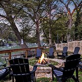 Luxury Lakefront Oasis With Boat Dock-firepit