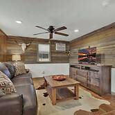 Ohana Ranch Cabin - 12 Minutes to Historic Main St